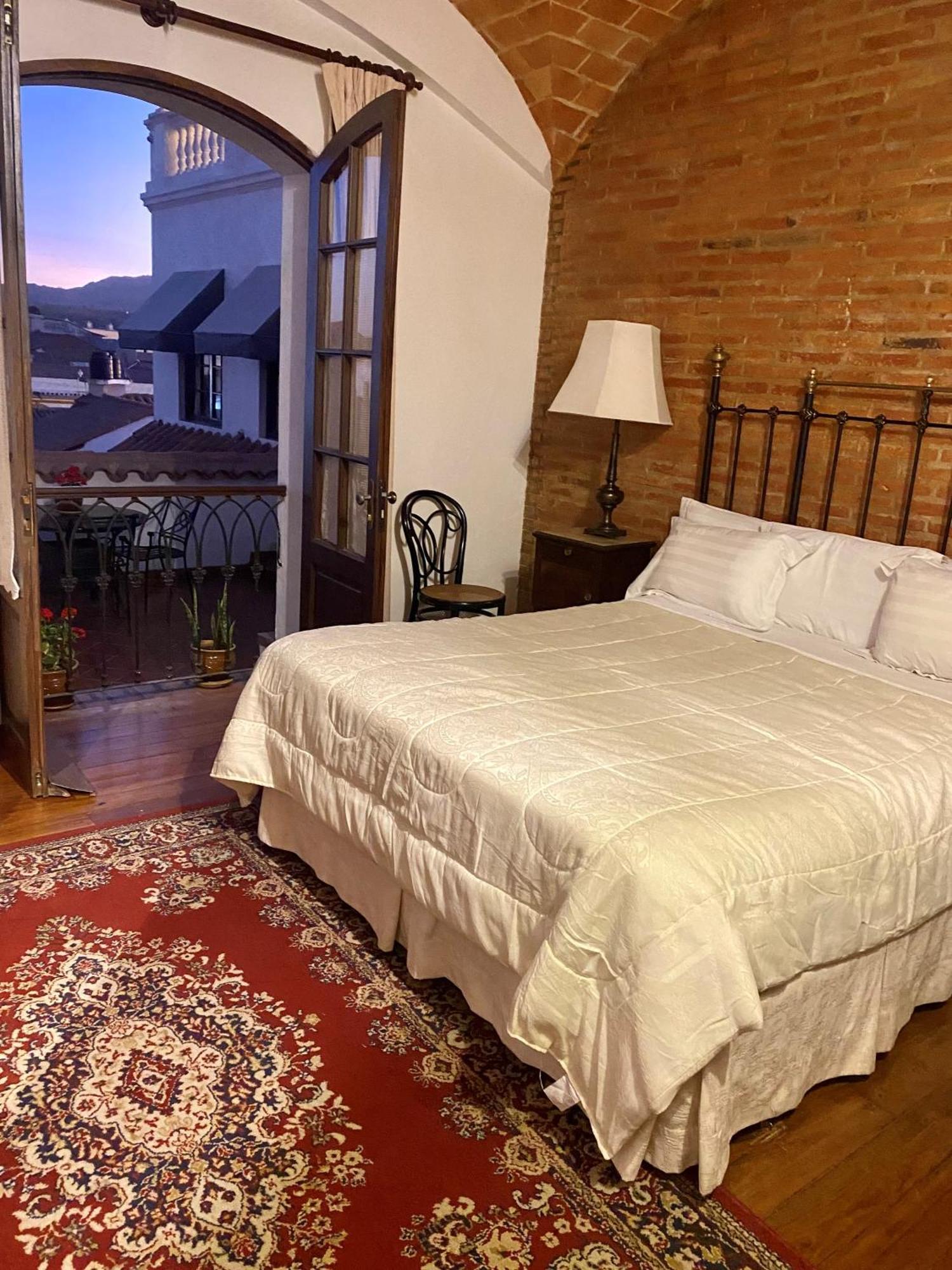 Parador Santa Maria La Real Сукре Екстериор снимка