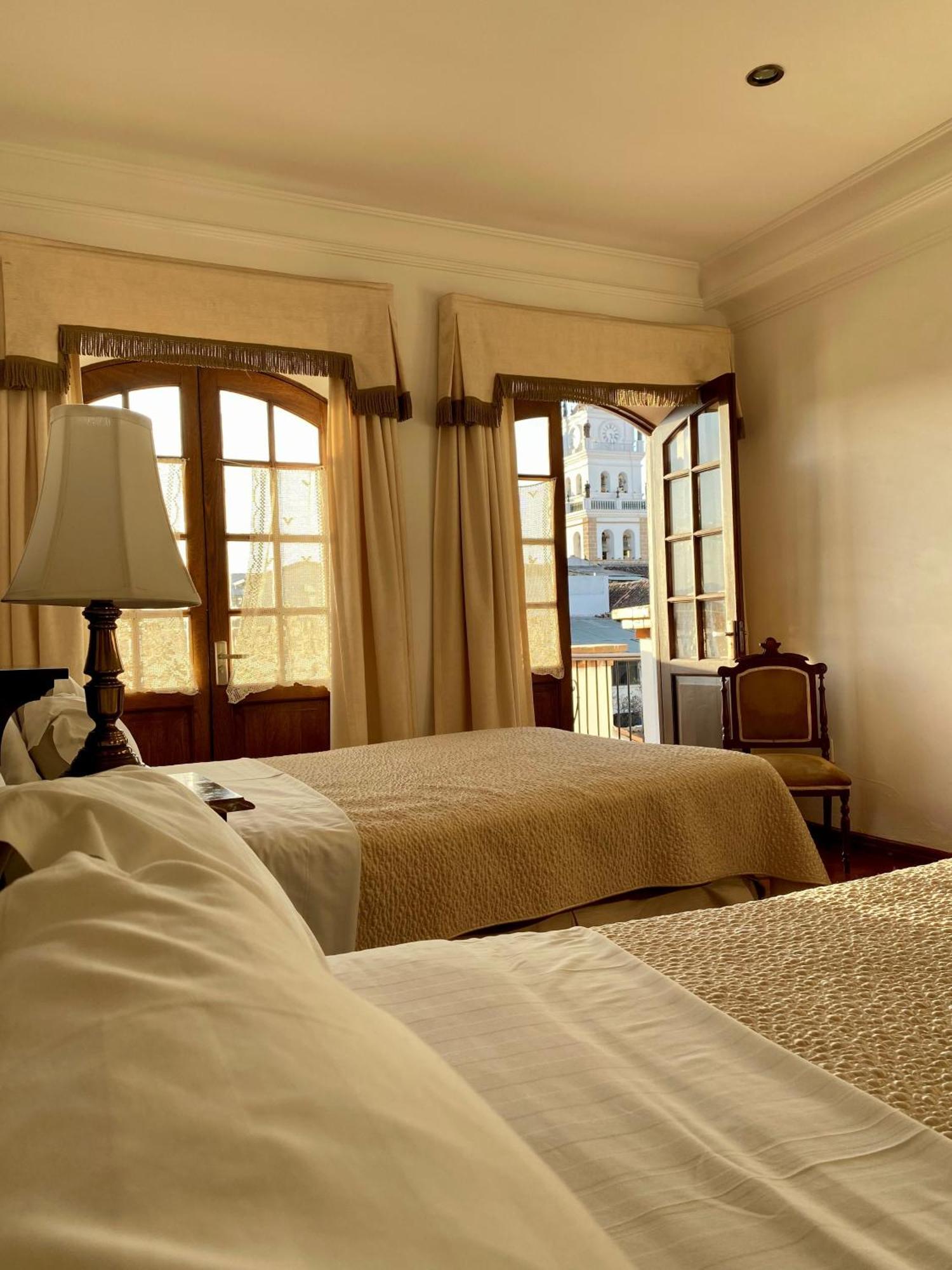 Parador Santa Maria La Real Сукре Екстериор снимка