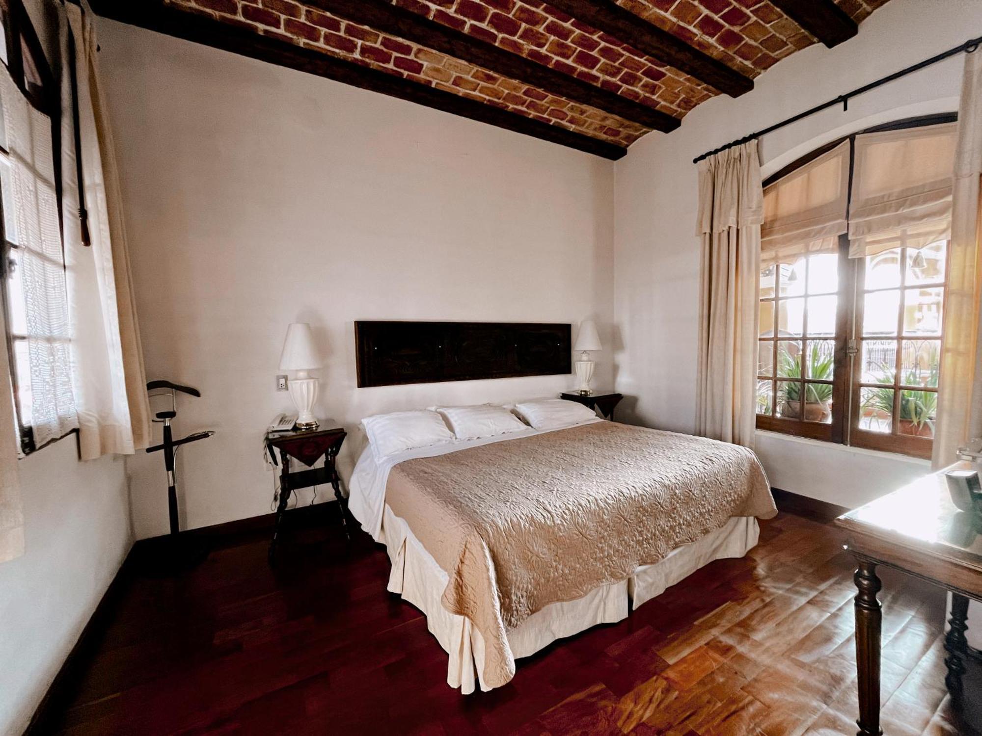 Parador Santa Maria La Real Сукре Екстериор снимка