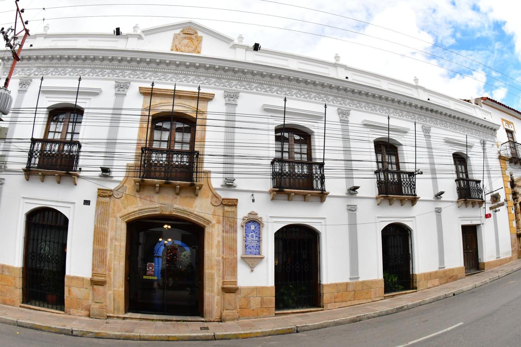 Parador Santa Maria La Real Сукре Екстериор снимка