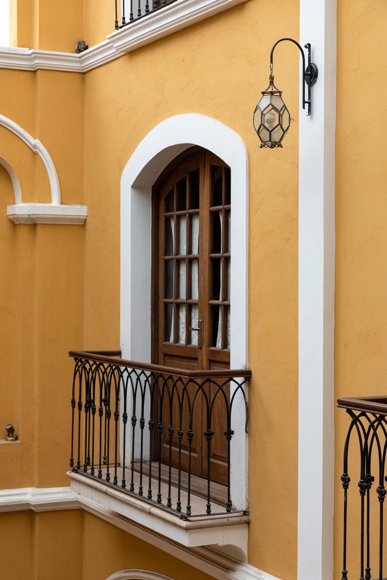 Parador Santa Maria La Real Сукре Екстериор снимка